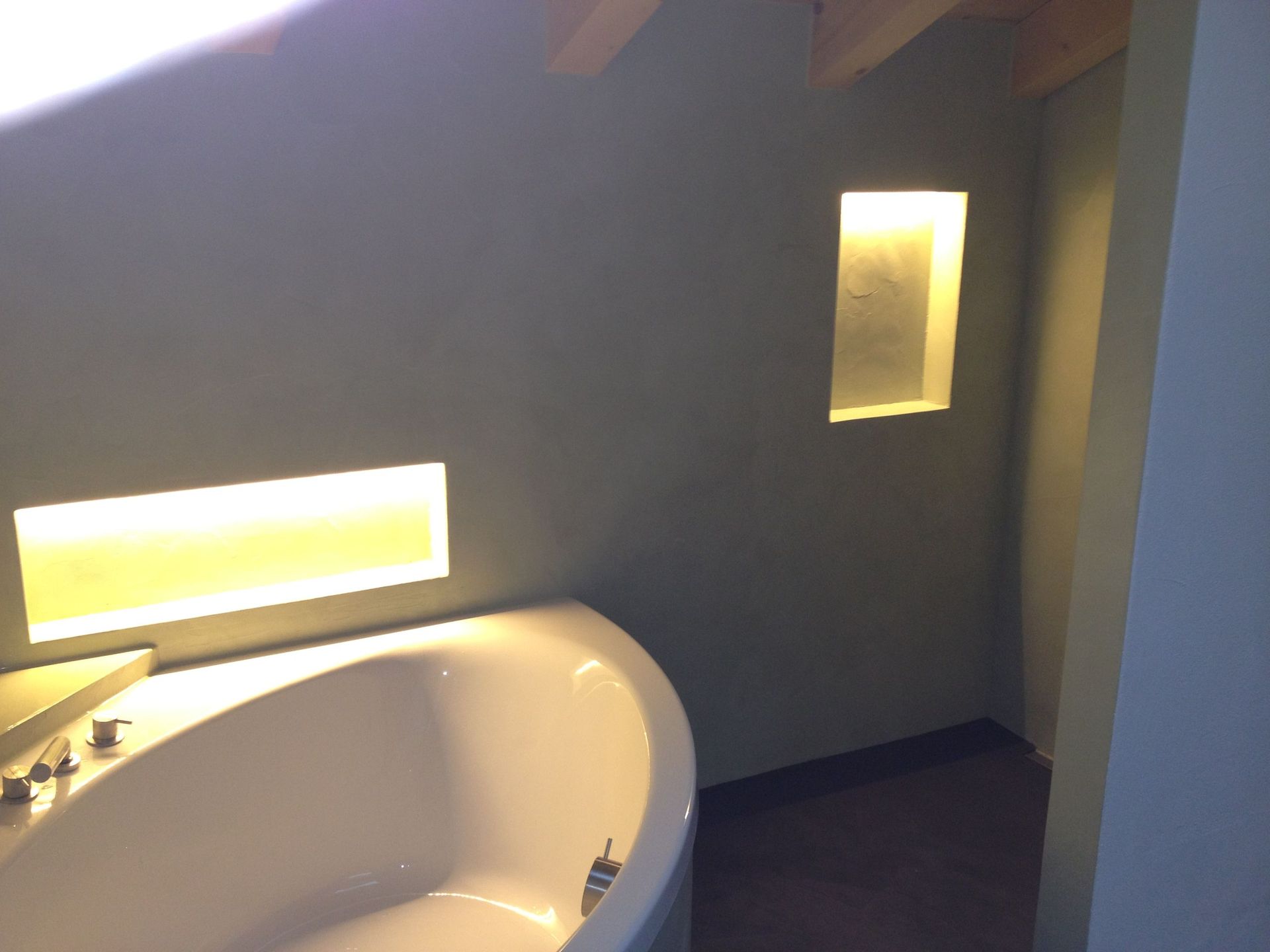 Innere Malerarbeiten - Winzer + Sohn AG