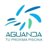 El logo de una empresa llamada aguanda tu próxima piscina