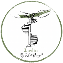 Escalier en colimaçon menant à un arbre, au cœur d'un cercle de verdure. « Jardin par InExit Design » ci-dessous.