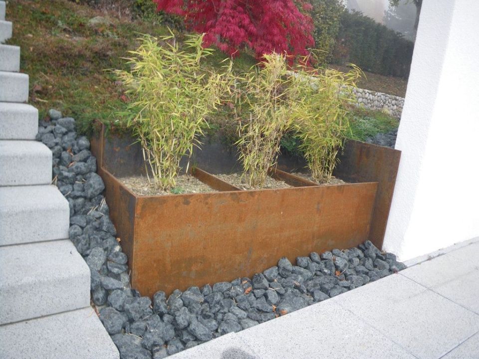 Cortenstahl Pflanzenkästen Beet