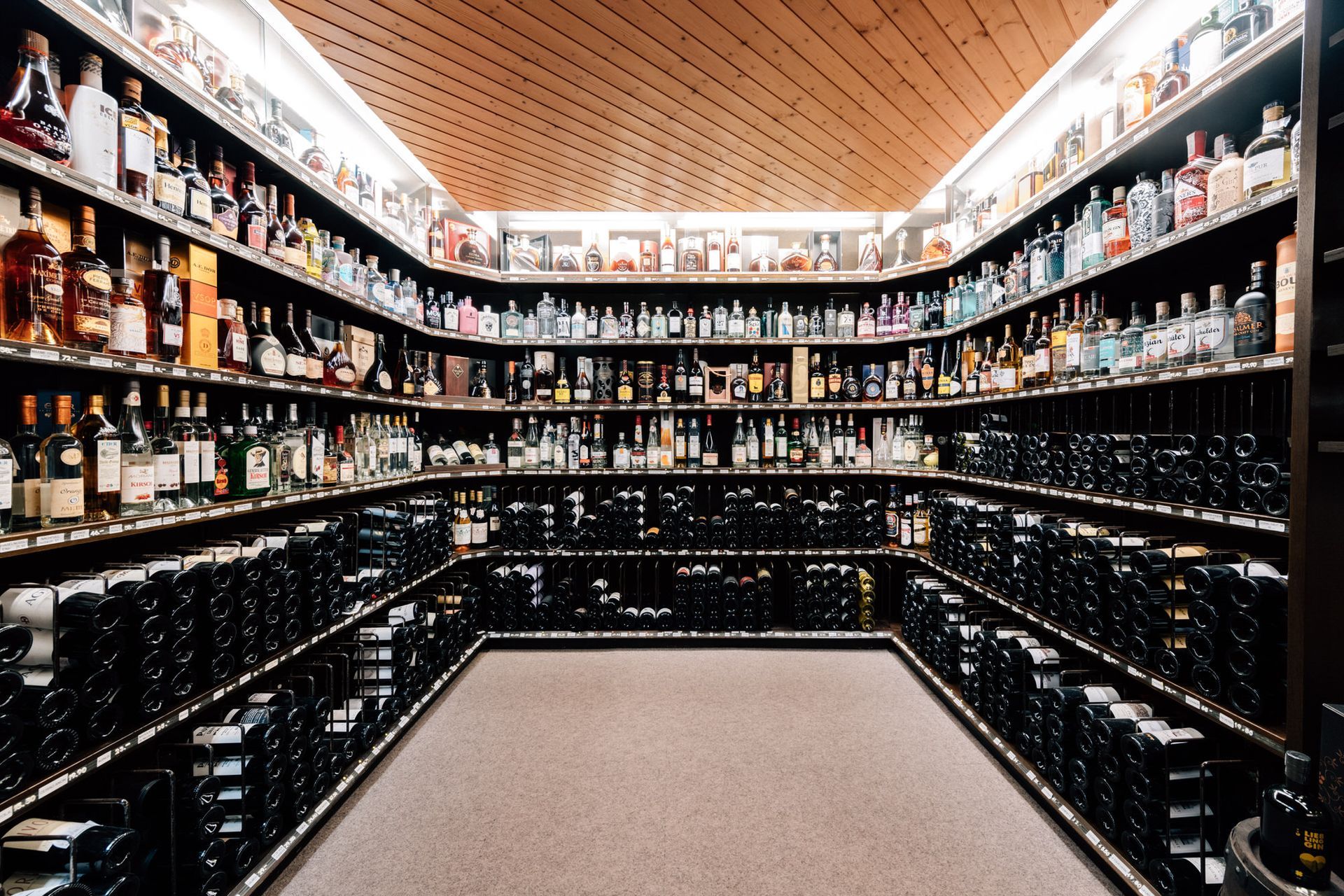 Grosse Auswahl | Traité & Co Weine & Spirituosen | Rotwein, Whiskey, Vodka | Winterthur Altstadt