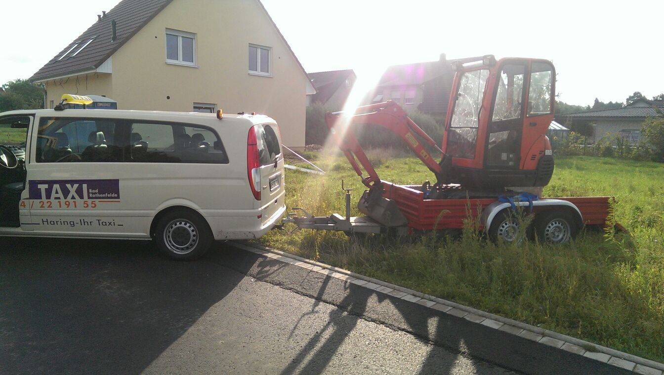Taxi mit Anhänger von HIT Taxi