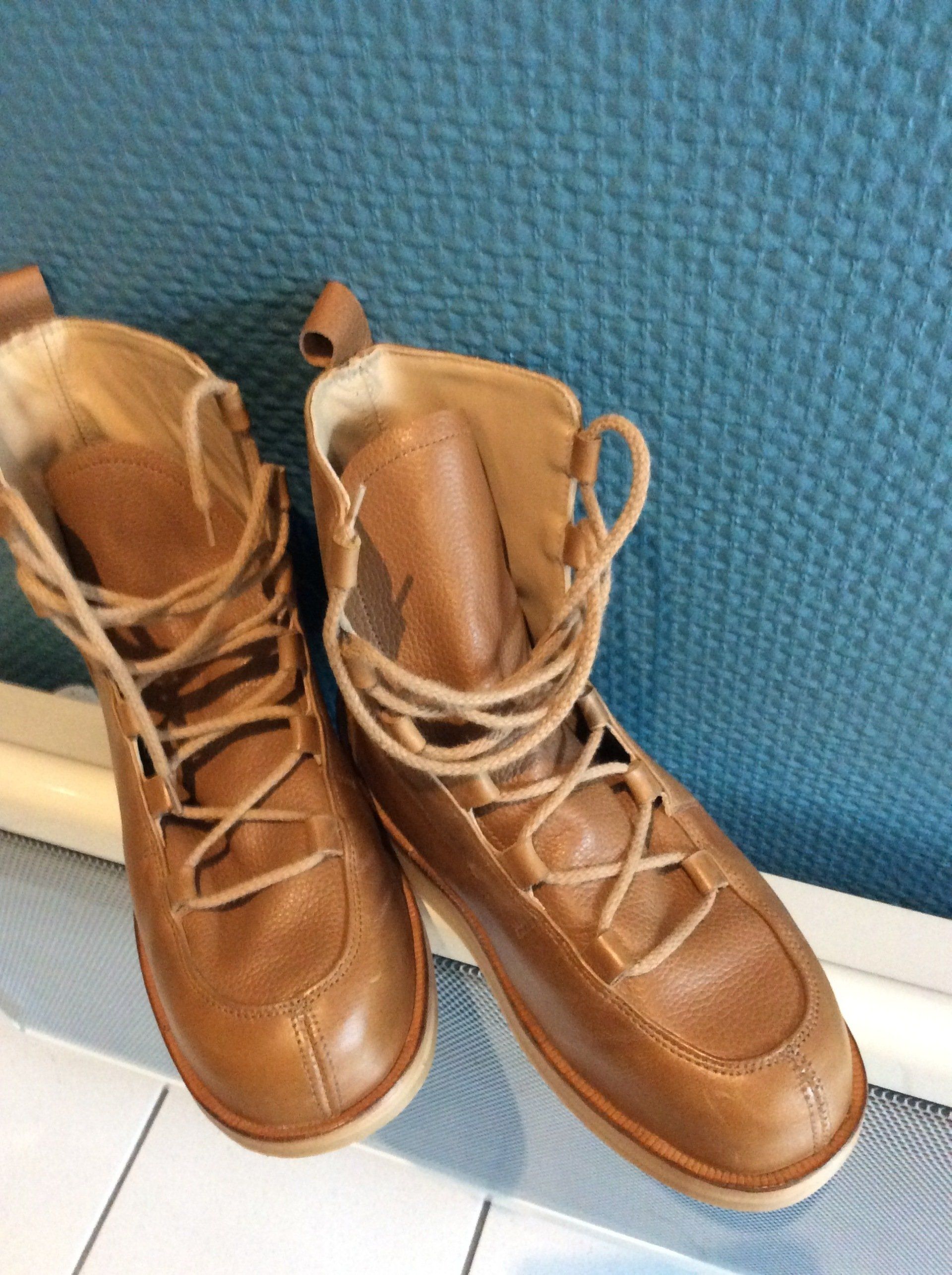 Bottes camel-beige cuir