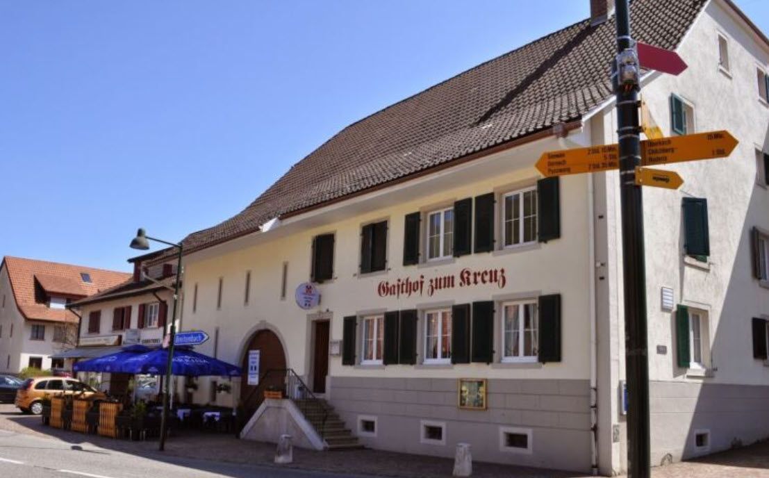 La Famiglia - La famiglia Restaurant Pizzeria Kreuz