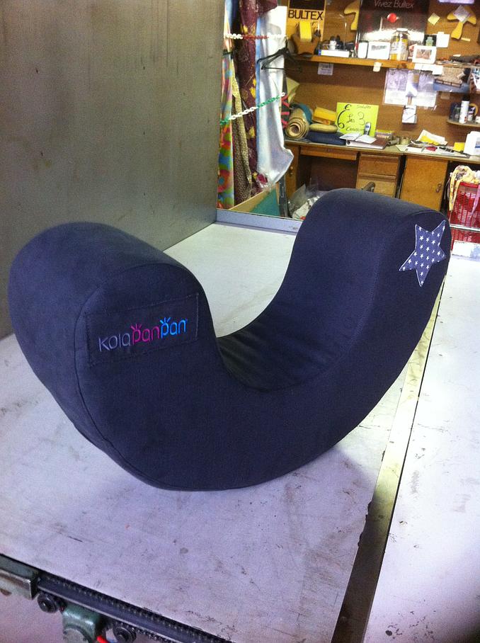 Appui-tête bleu marine