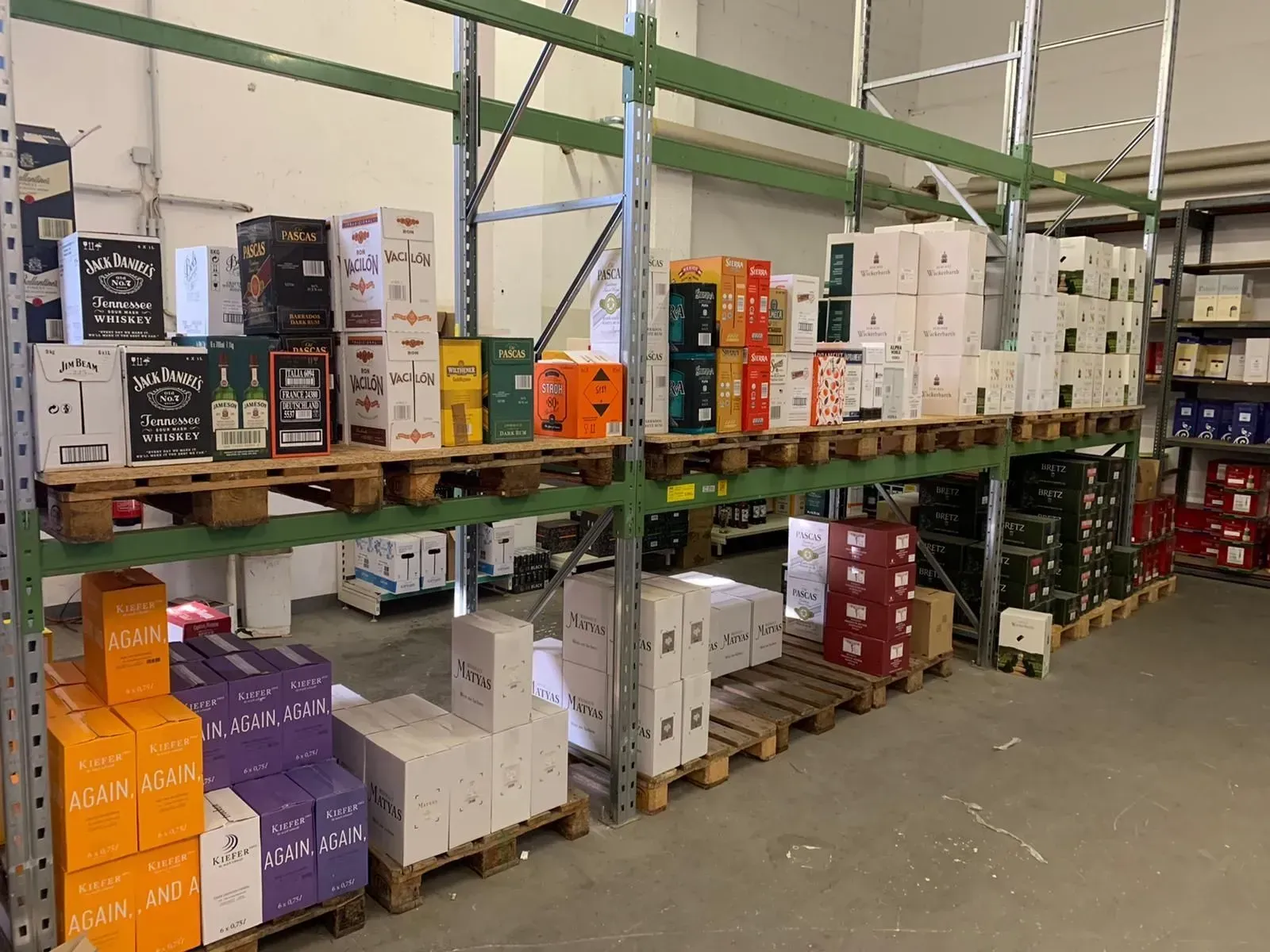 Getränke Scholz e.K. | Lager