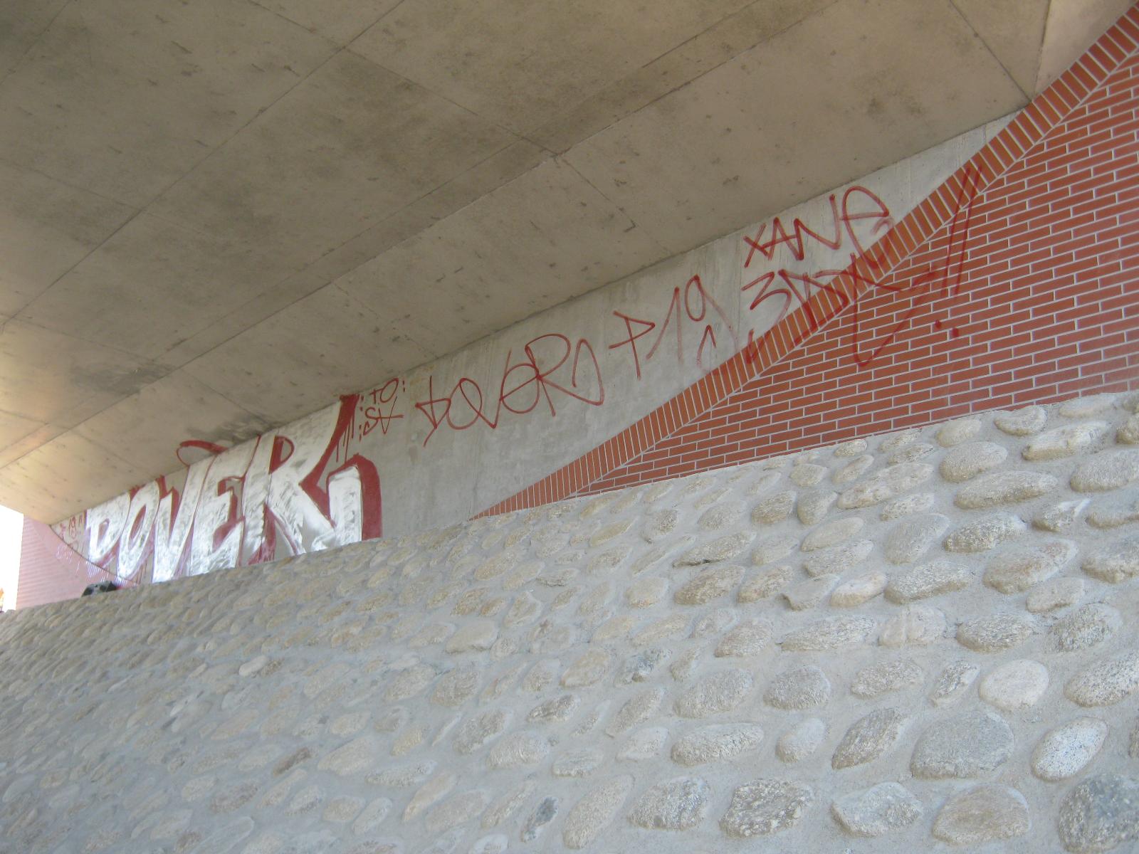 Nettoyage passage sous pont avant