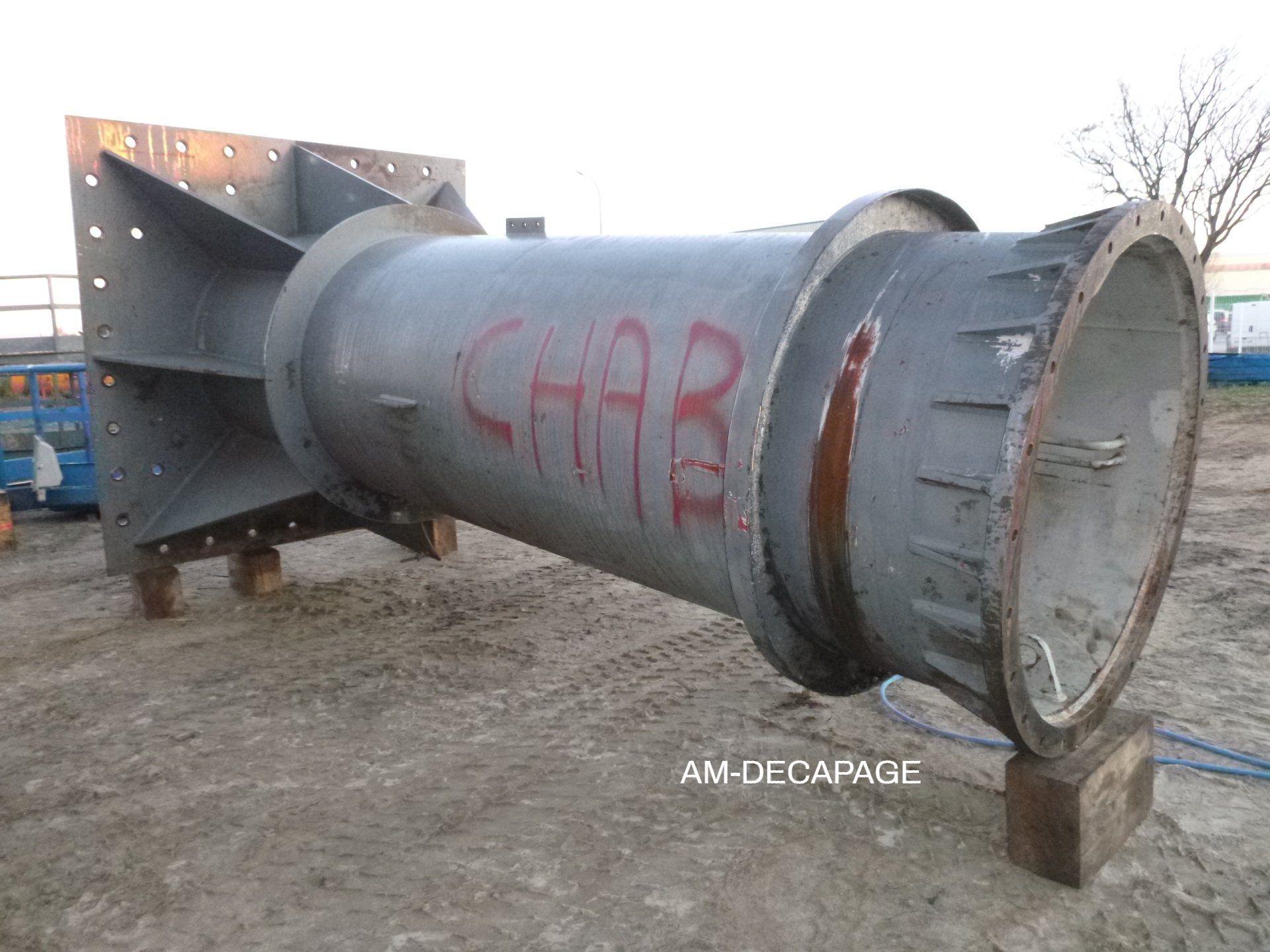 Pièce industrielle avant