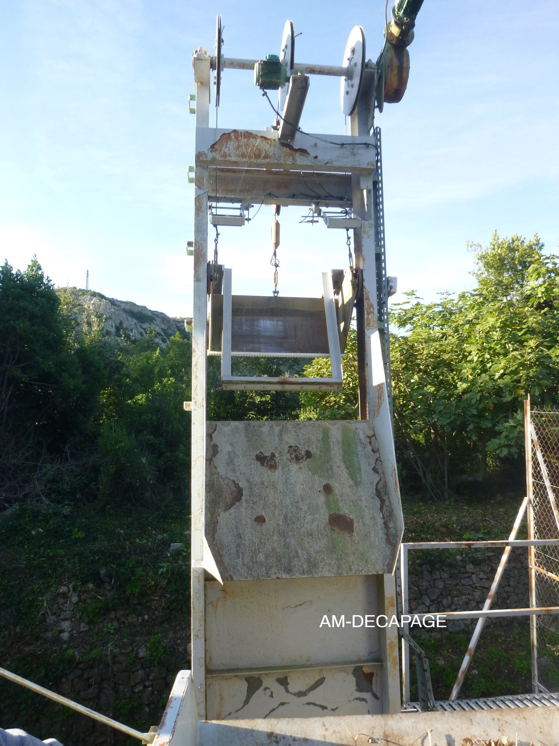 Appareil industriel avant sablage