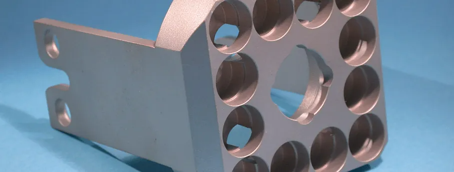 pièce métallique d'orthopédie