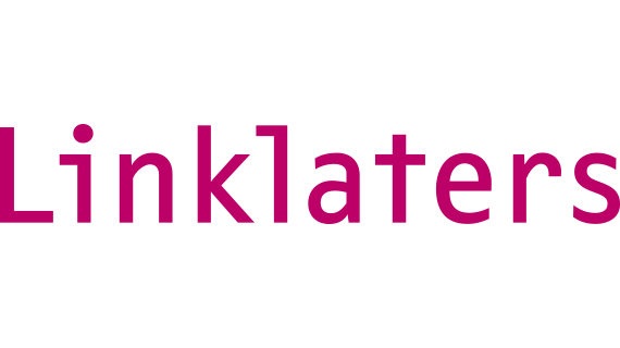 Ein rosa-weißes Logo für Linklaters auf weißem Hintergrund.