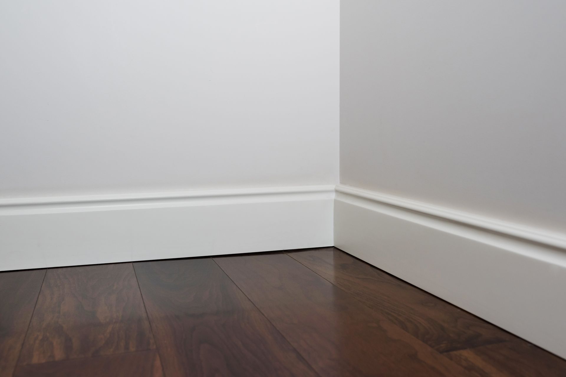 Ayes Floors | Vinylböden für jeden Lebensstil | Sockelleisten