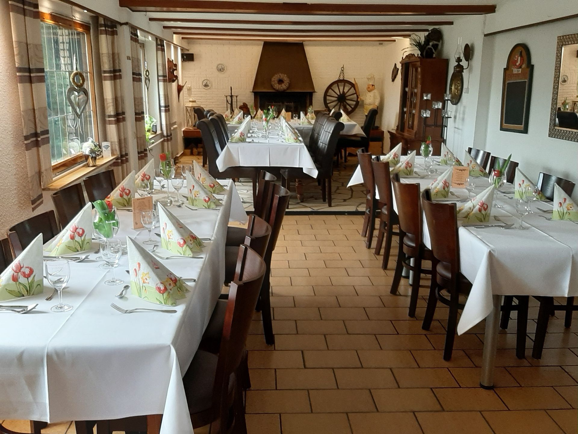 Innenräume von Gaststätte Haus Köller