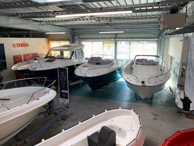 Hall d'exposition de bateaux