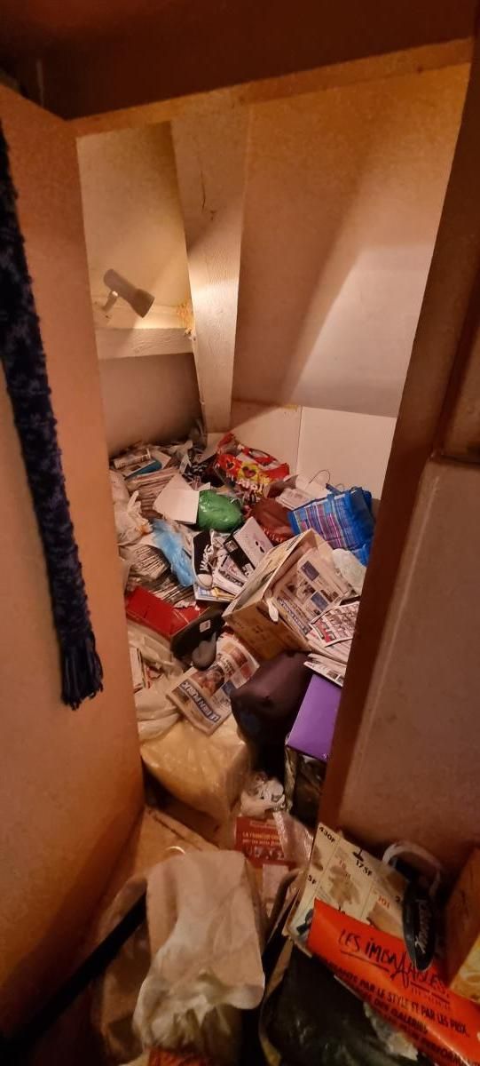 Image : débarras salle de bains.