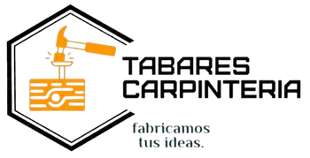 Un logotipo para Carpintería Tabares muestra un martillo y un trozo de madera.