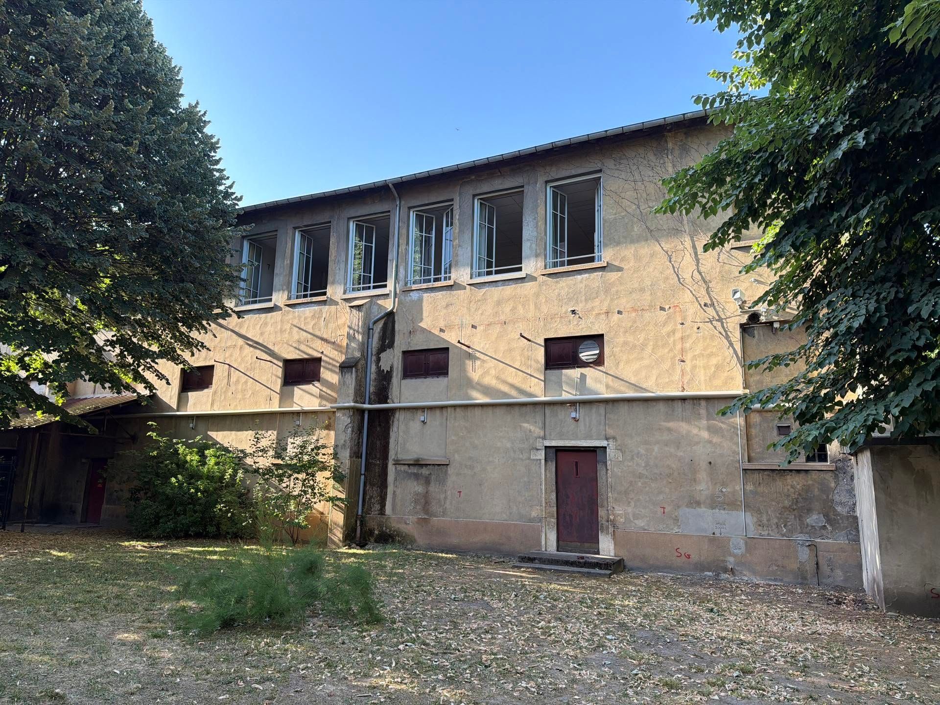 Façade à rénover à Lyon
