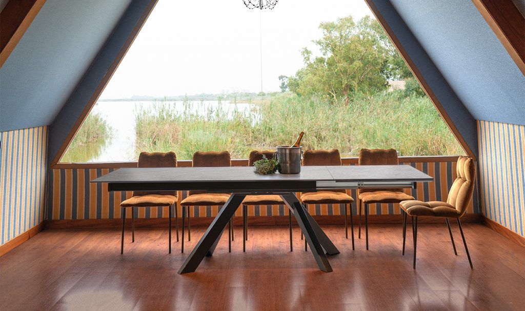 Table extensible Alps à allonge PLateau et allonges DEKTON 8mm Groupe1,2 Graphite Pieds métal F22 Gris kaki Pure Designs Au Logis Ameublements