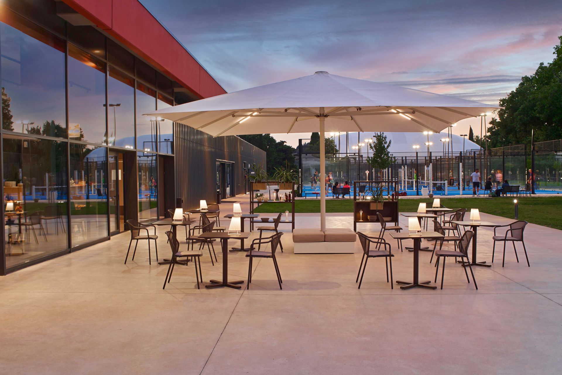 Chaise de jardin en métal Darwin Emu Au Logis Ameublements