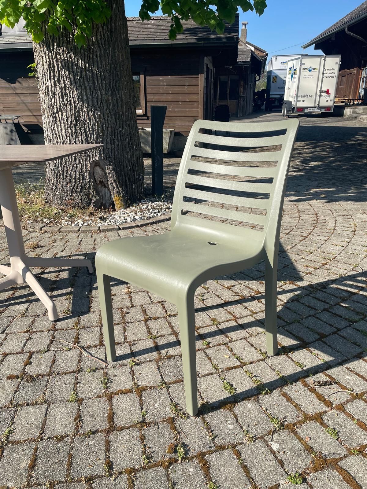 Chaise Slate Grosfillex Au Logis Ameublements