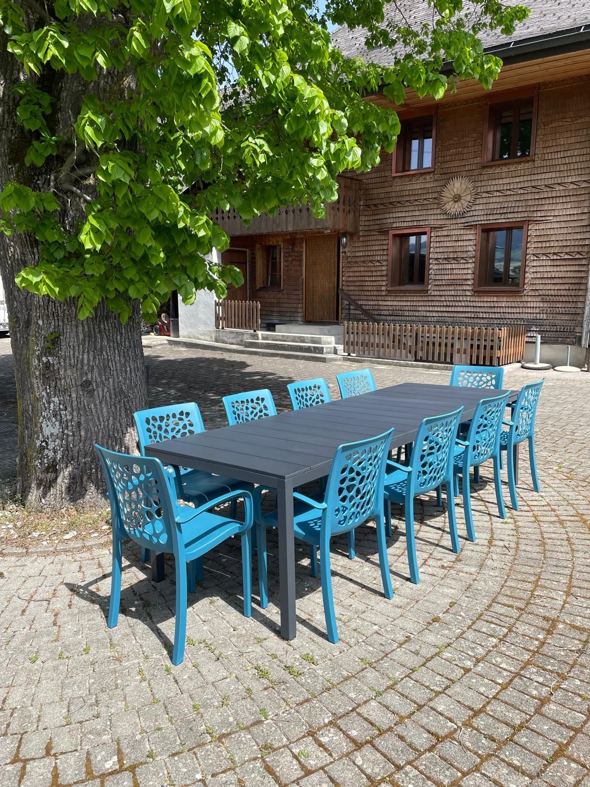 Table Rio Alu 210 et Fauteuil Tulipe Nardi Grosfillex Au Logis Ameublements