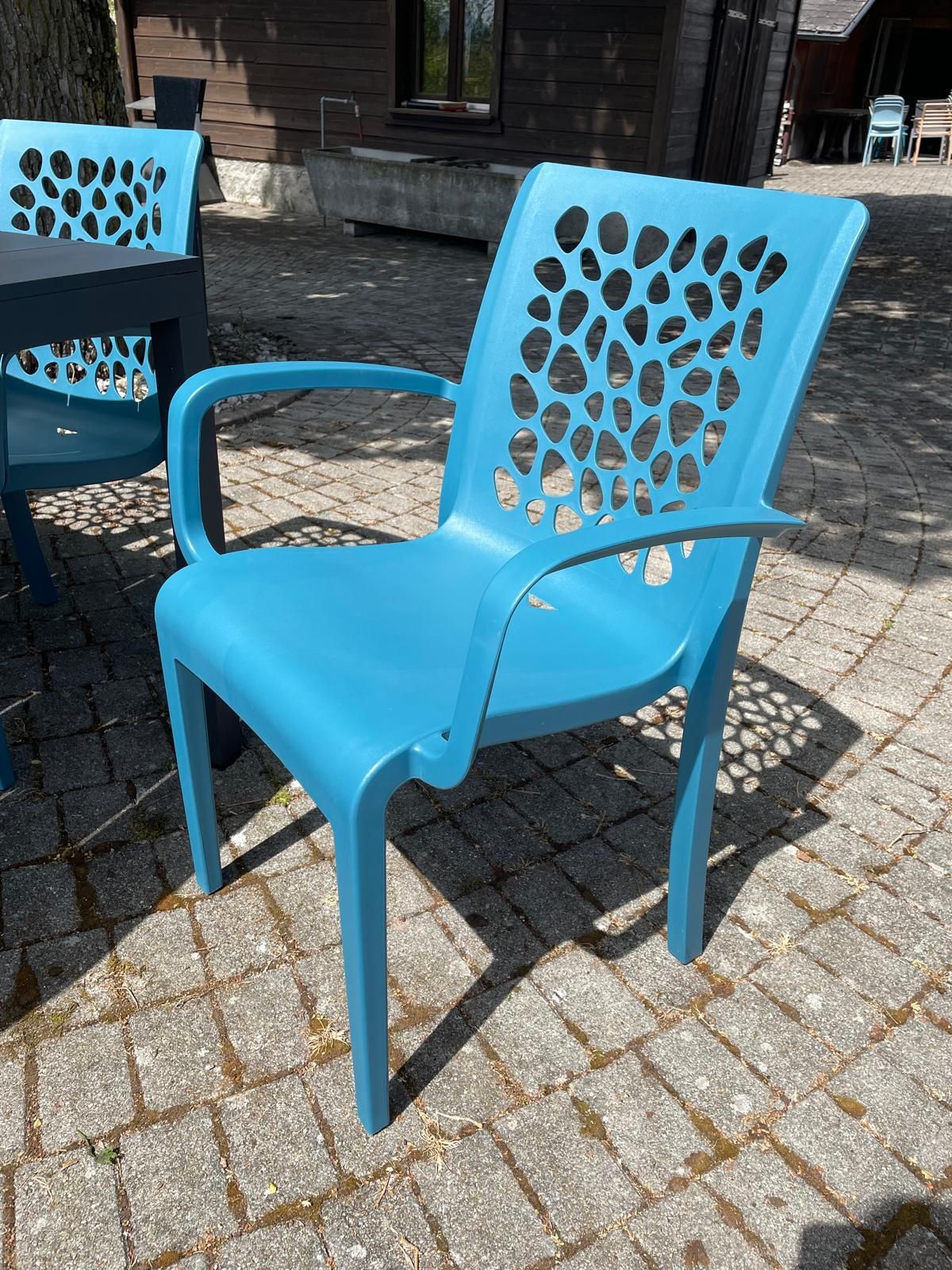 Table Rio Alu 210 et Fauteuil Tulipe Nardi Grosfillex Au Logis Ameublements