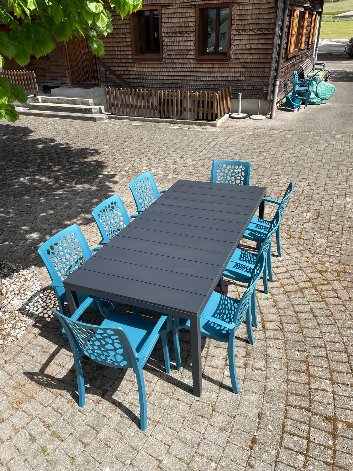 Table Rio Alu 210 et Fauteuil Tulipe Nardi Grosfillex Au Logis Ameublements