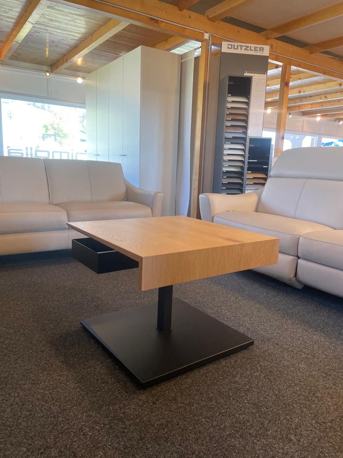 Table basse avec lift 5684-WEI-ANM Vierhaus Au Logis Ameublements
