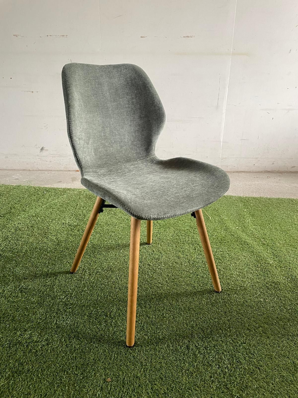 Chaise Keri Kelli Pro-Living Au Logis Ameublements