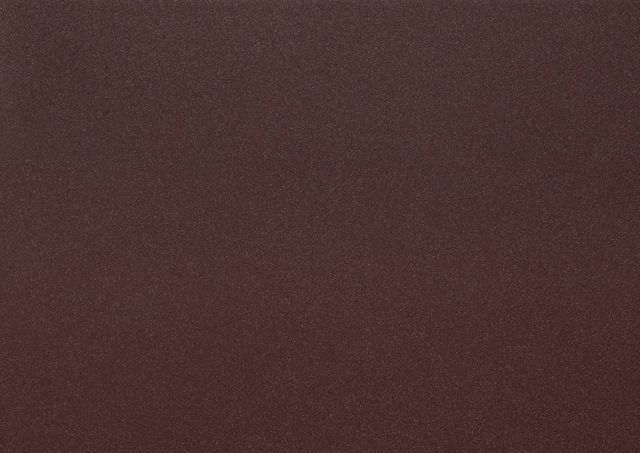 Brenig Instandsetzungs GmbH – Nahaufnahme dunkelrote Textur