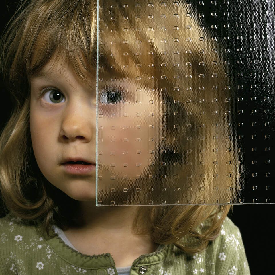 Brenig Instandsetzungs GmbH – Kind mit Glasvariante Matercarré