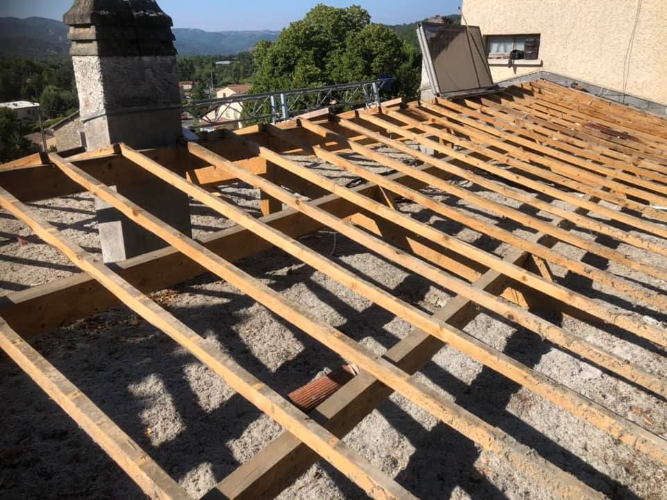 Un charpentier à votre service