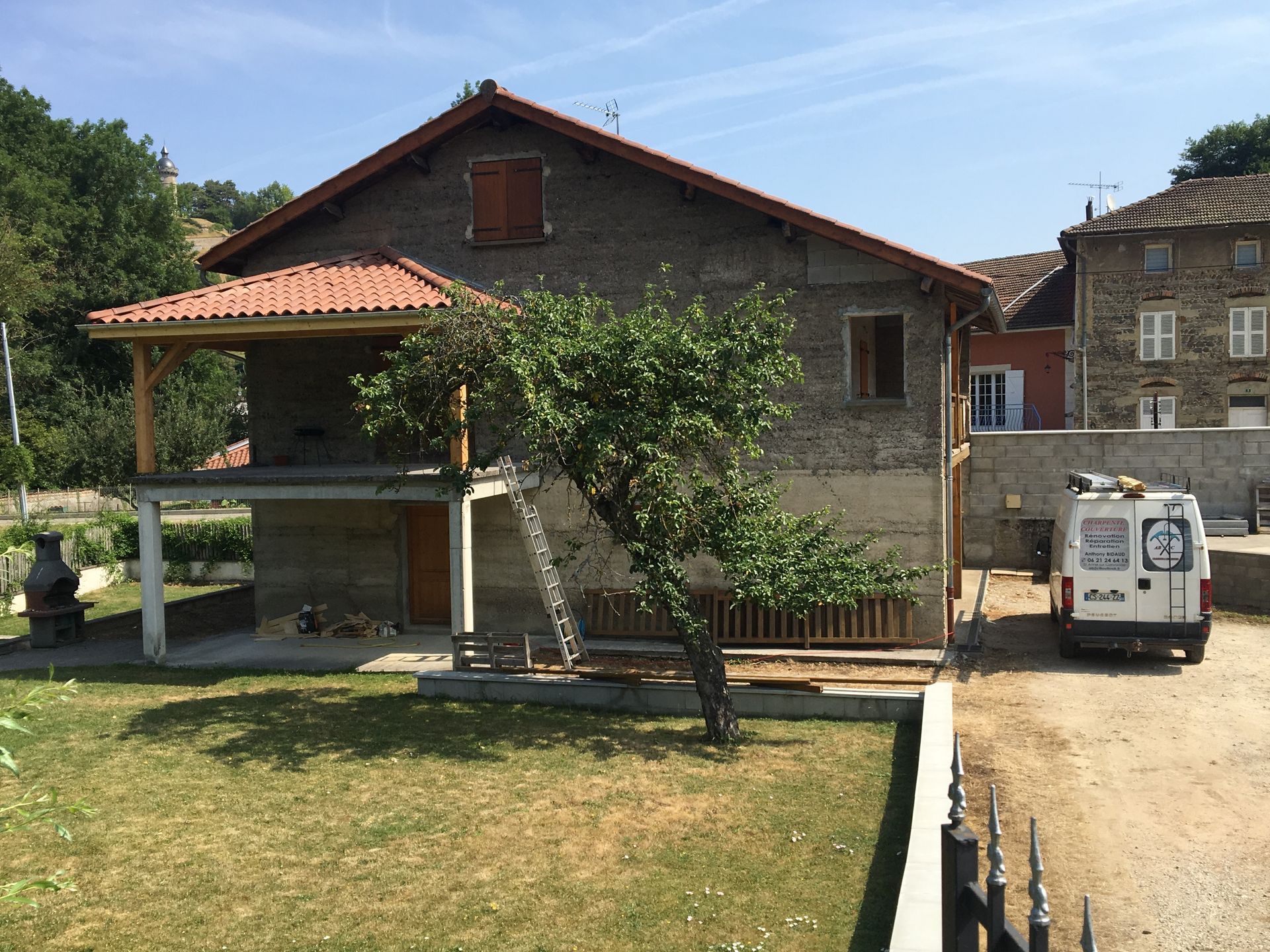 Pose de charpente en bois