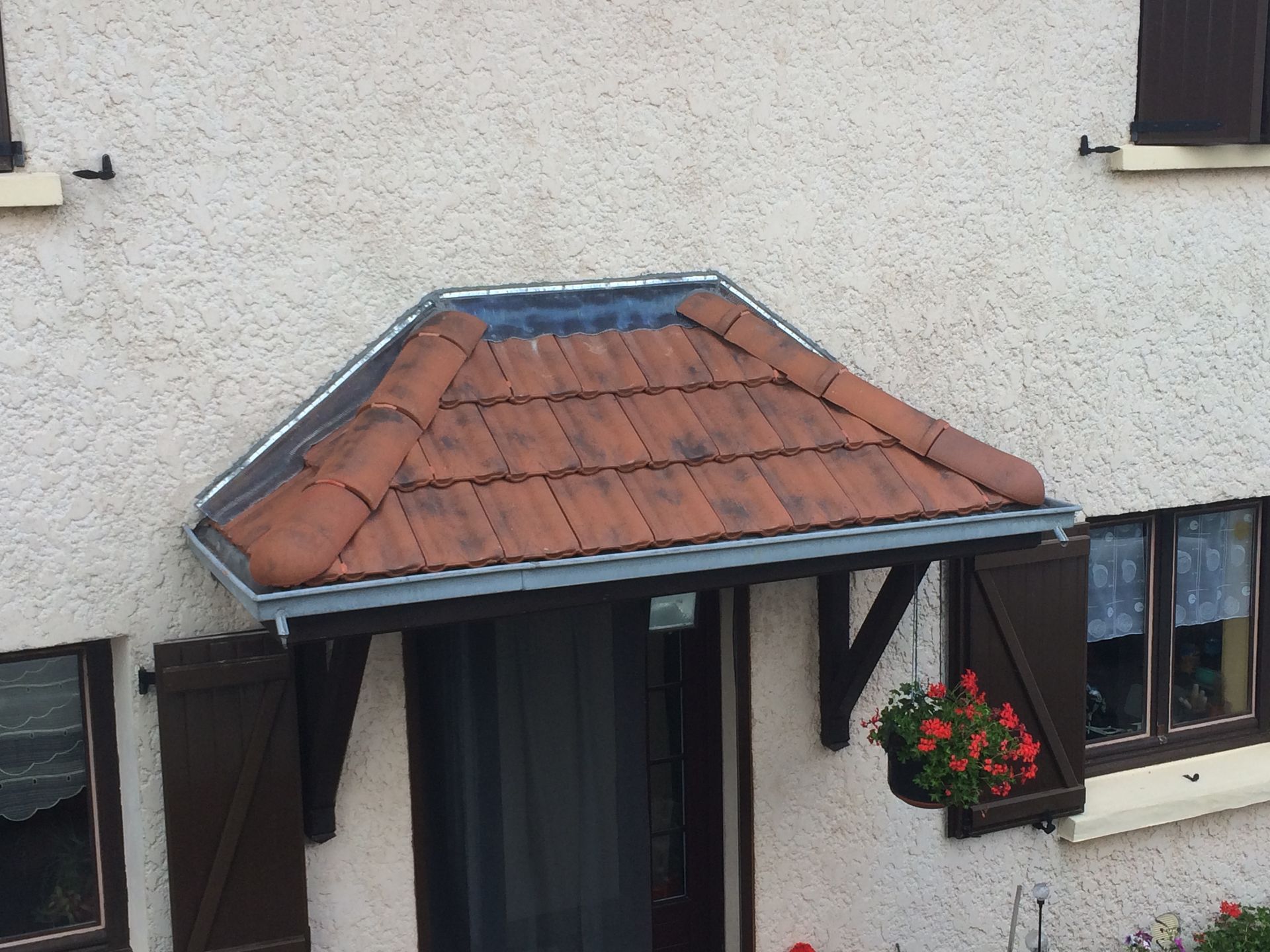 Pose de couverture en tuile