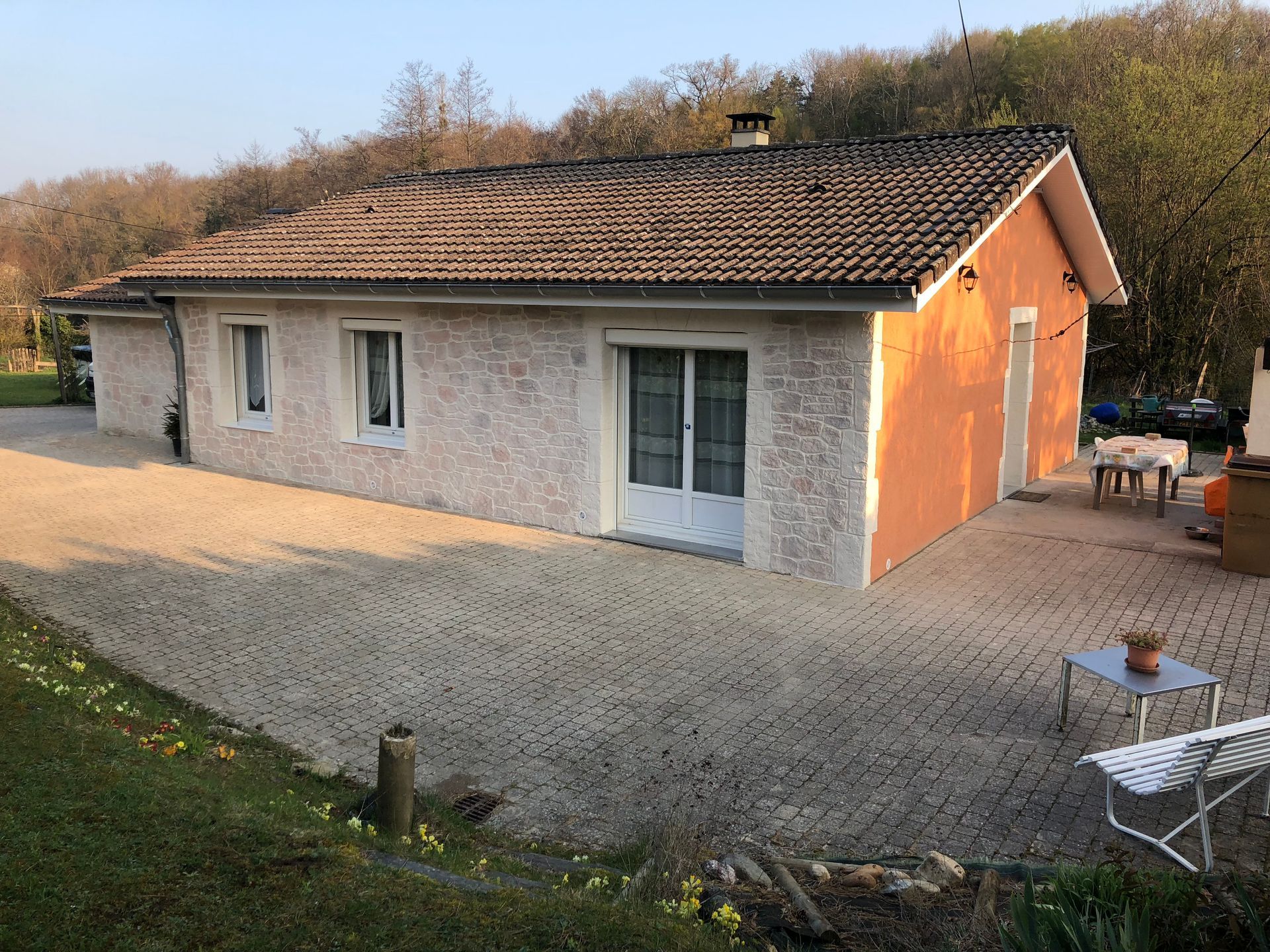 Travaux d'isolation des façades par l'extérieur