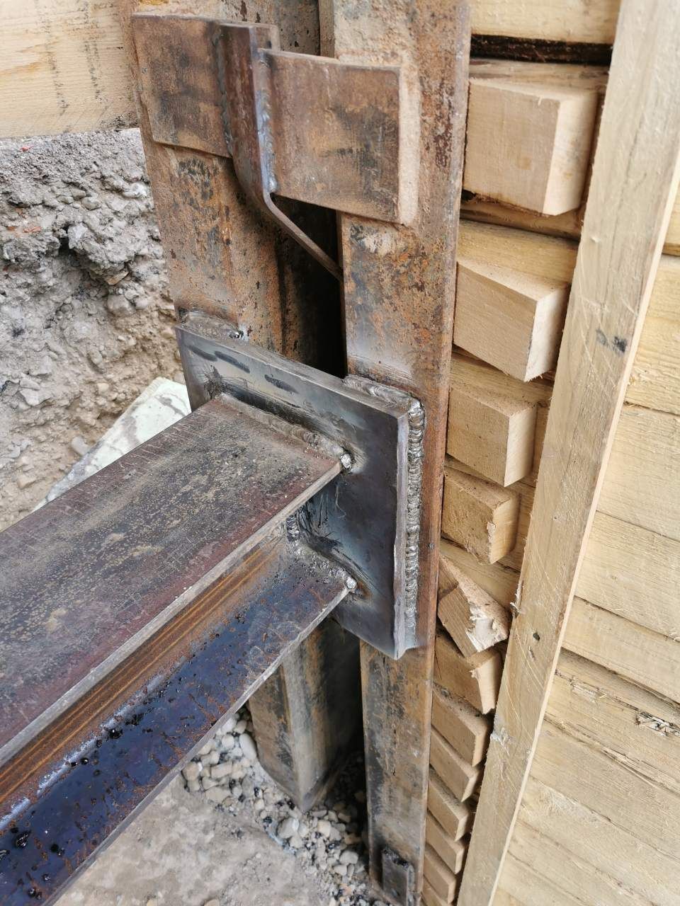 Maschinenbauteil, das von Montageservice Kundt geschweißt wurde