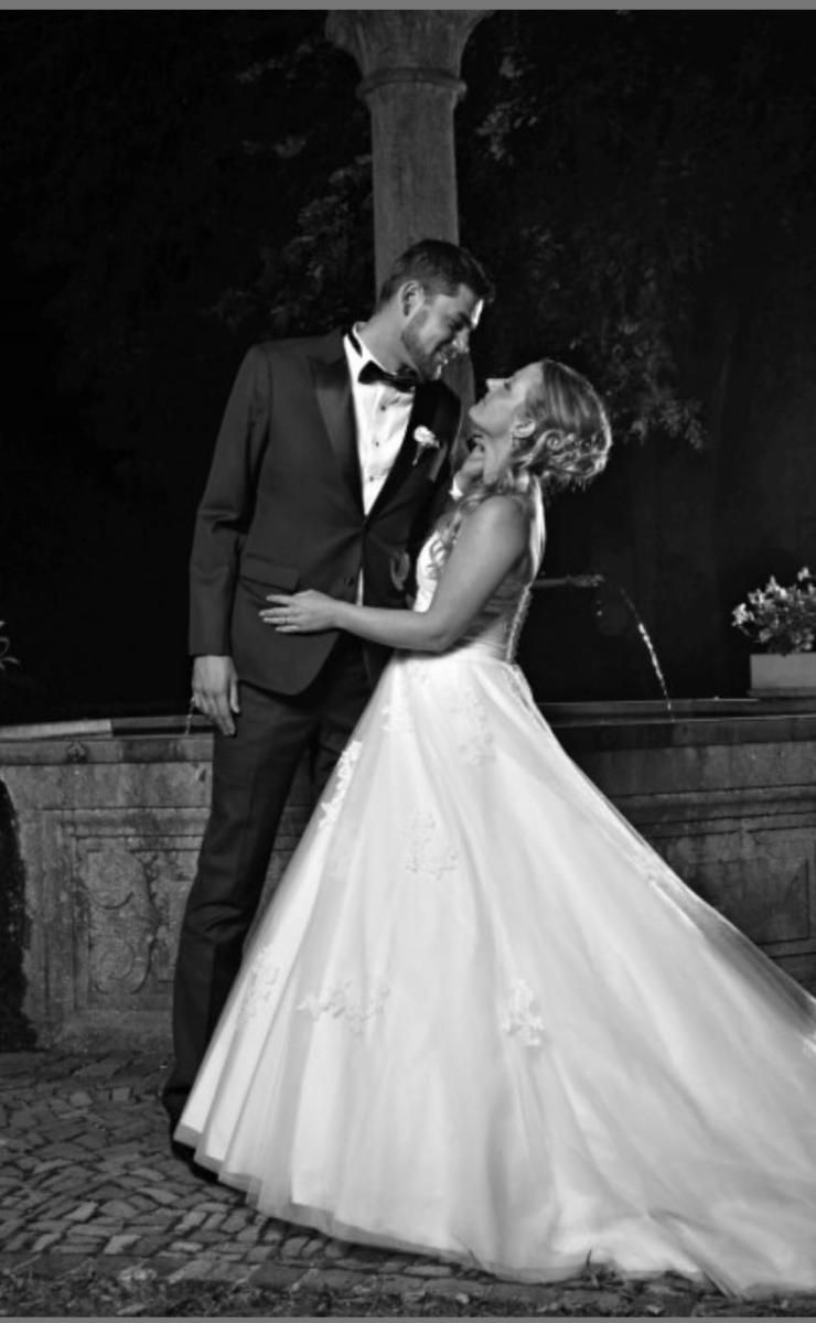 Frau mit Hochsteckfrisur