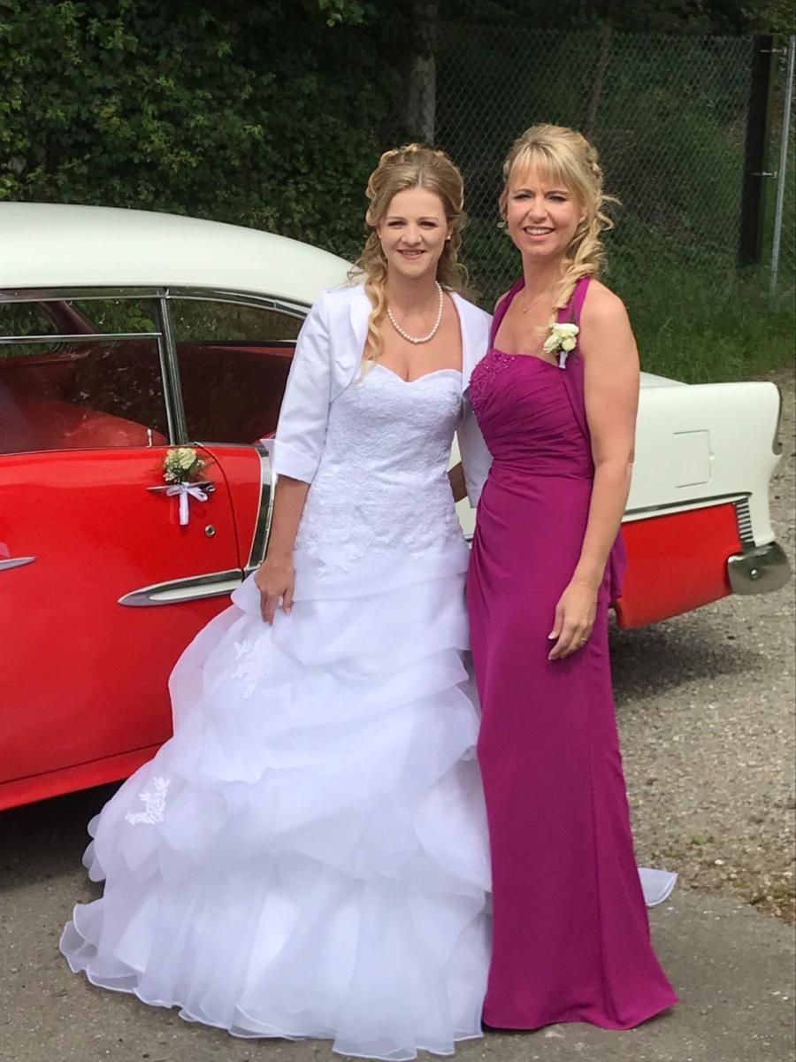 Frau mit Hochsteckfrisur