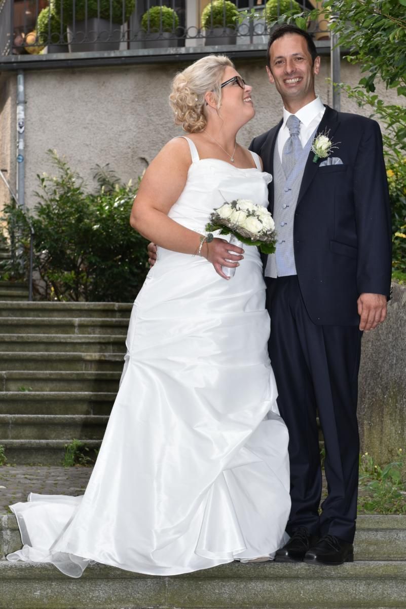 Frau mit Hochsteckfrisur