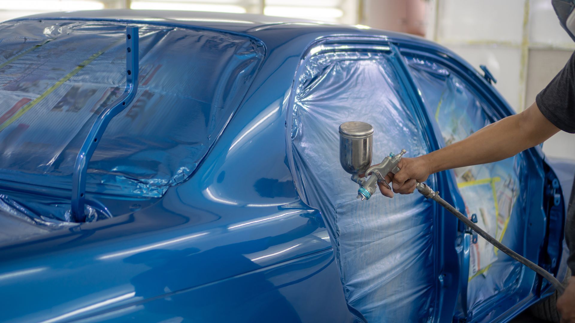 Peinture automobile bleue