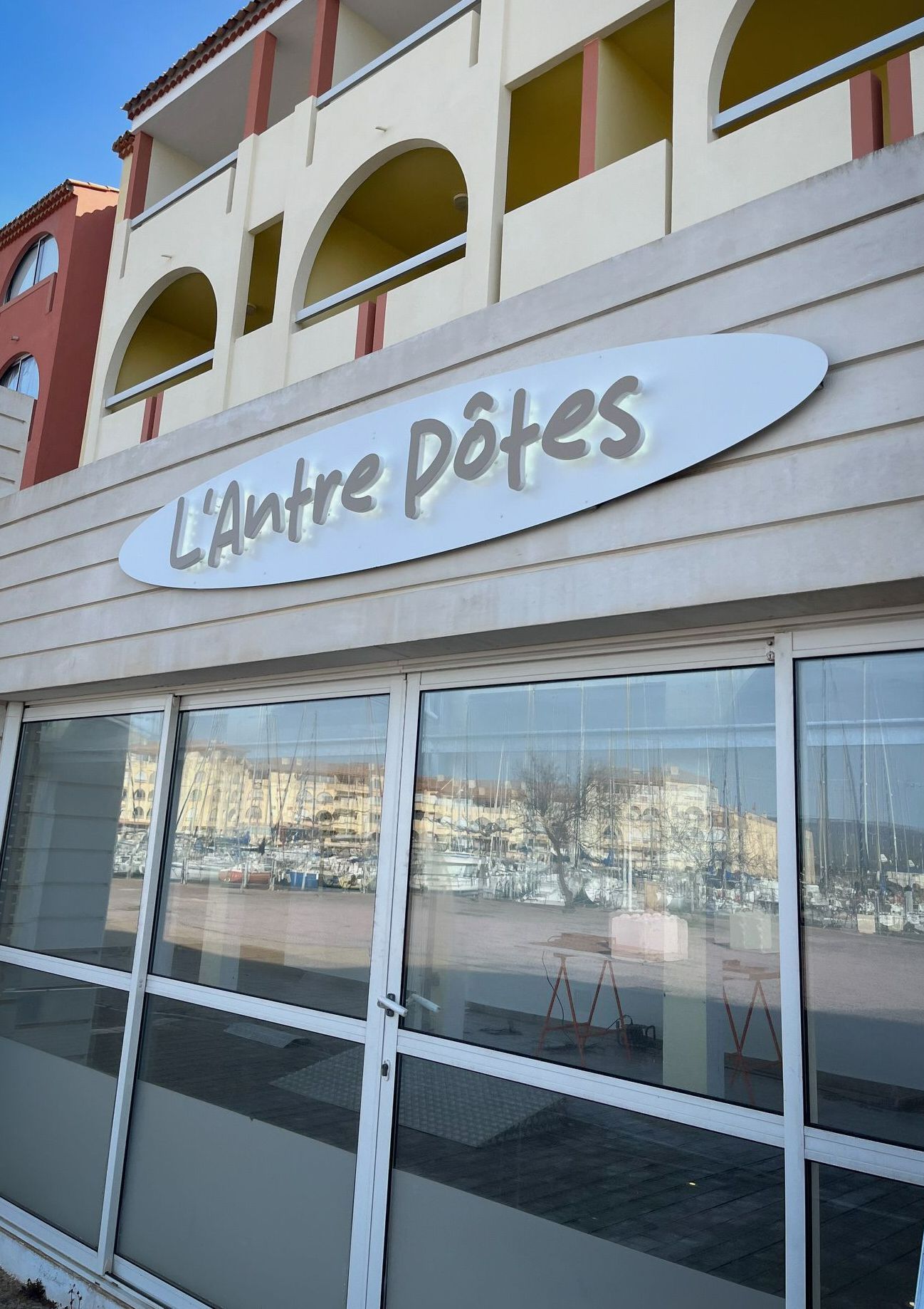 Enseigne lumineuse pour un opticien