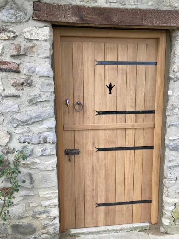 Une porte en bois