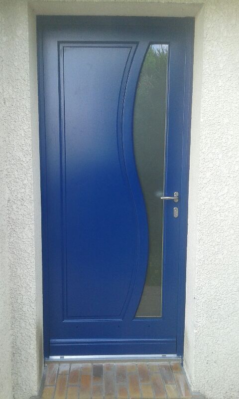 Porte d'entrée bleu marine