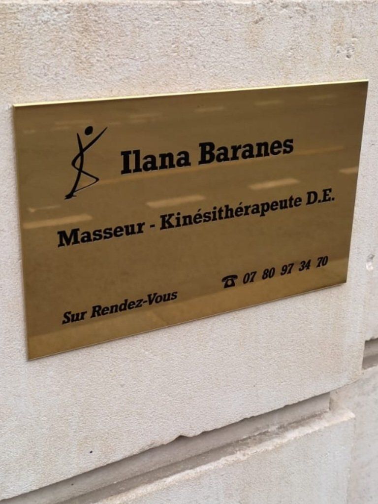 Plaque d'entrée du cabinet