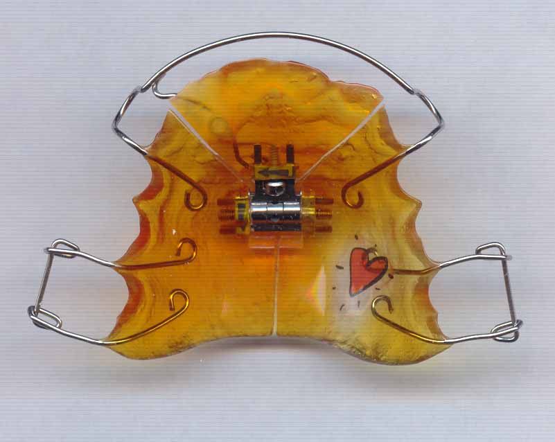 Plaque tridimentionnelle