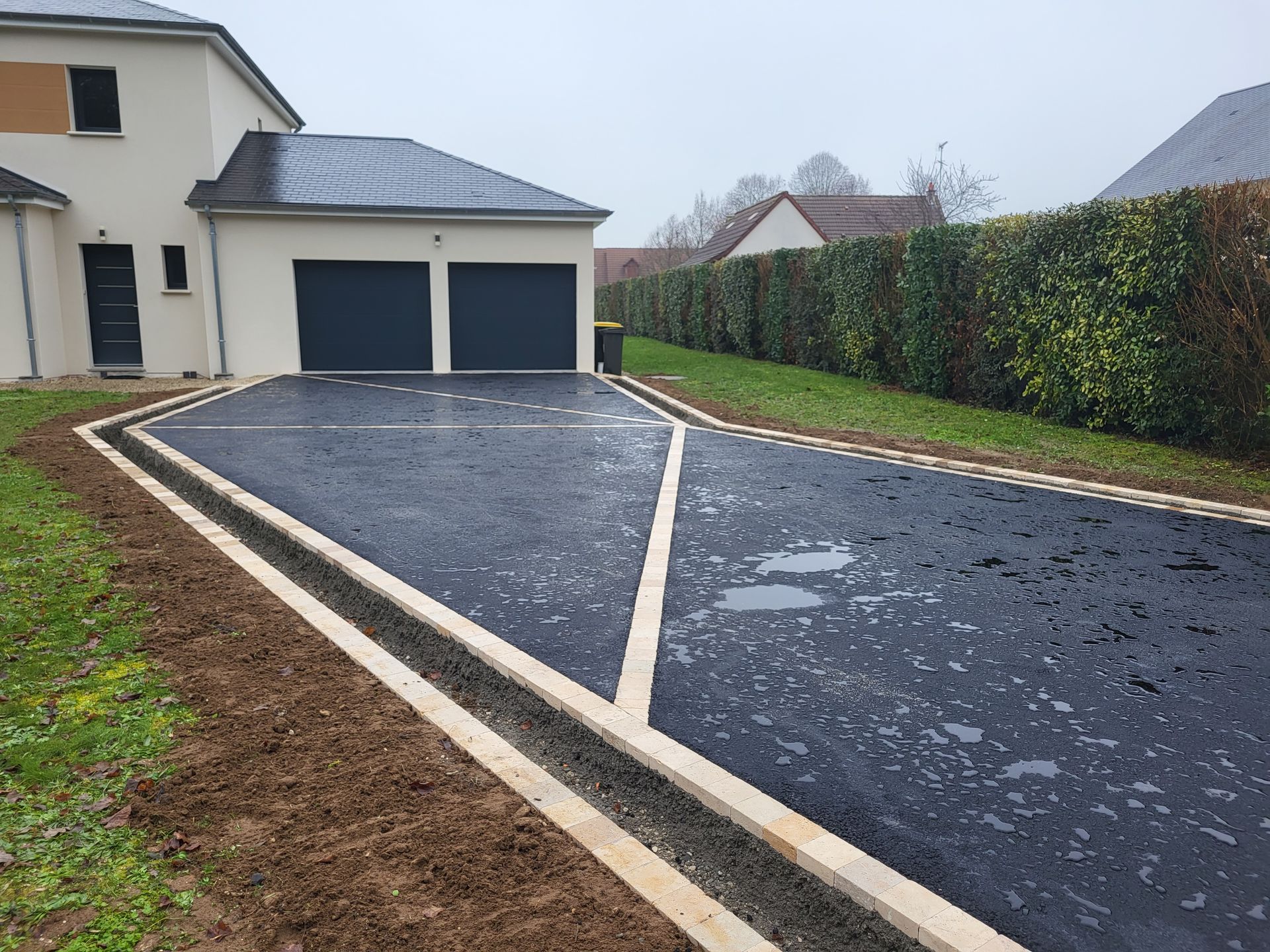 Une allée de maison