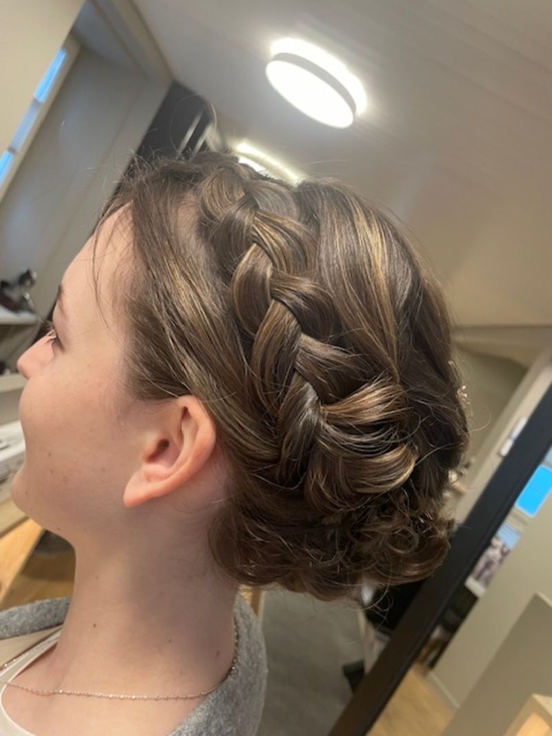 Haar-Lokal 6370 Damenhaarschnitt