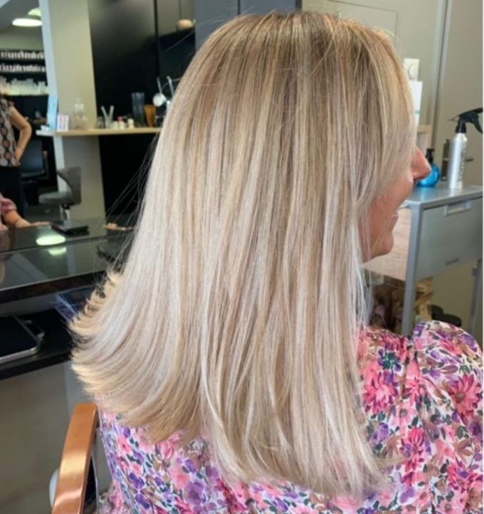 Haar-Lokal 6370 Damenhaarschnitt