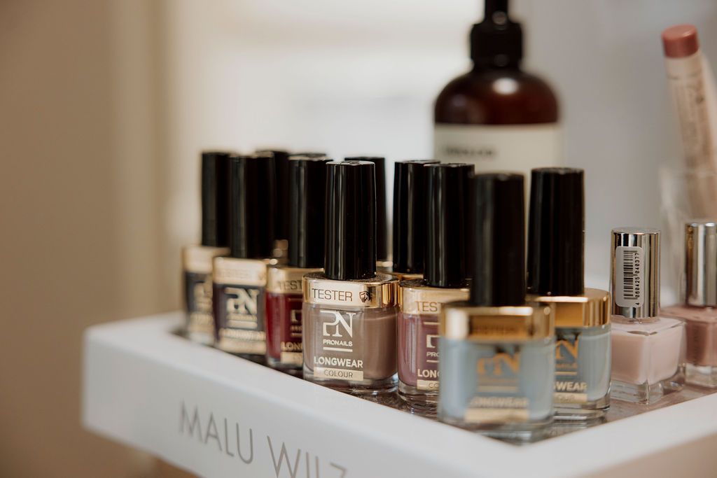 Haar-Lokal 6370 Nagellack