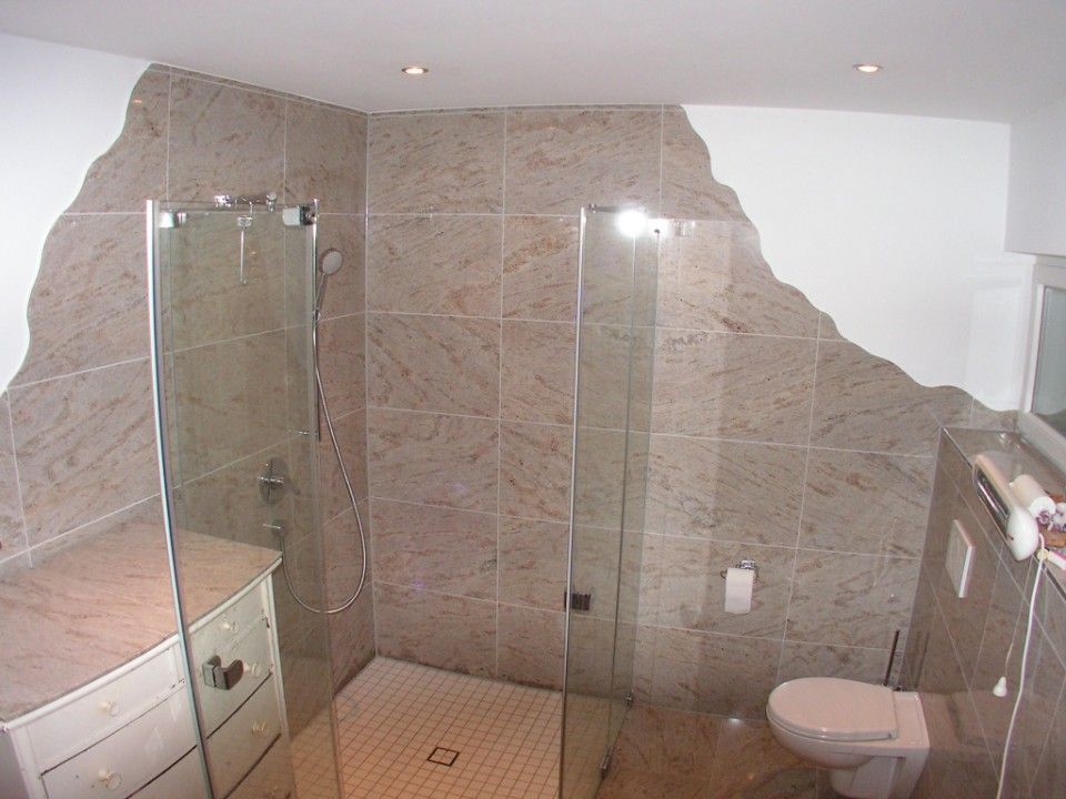 Fliesen an halber Wand